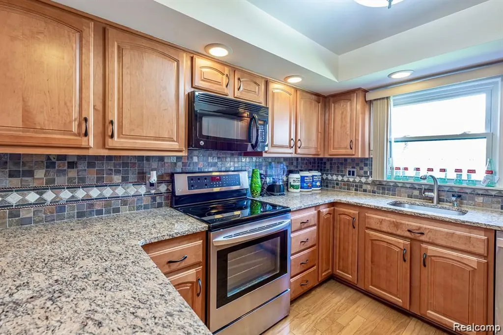 4426 Knightsbridge Lane West Bloomfield Charter Township MI 48323