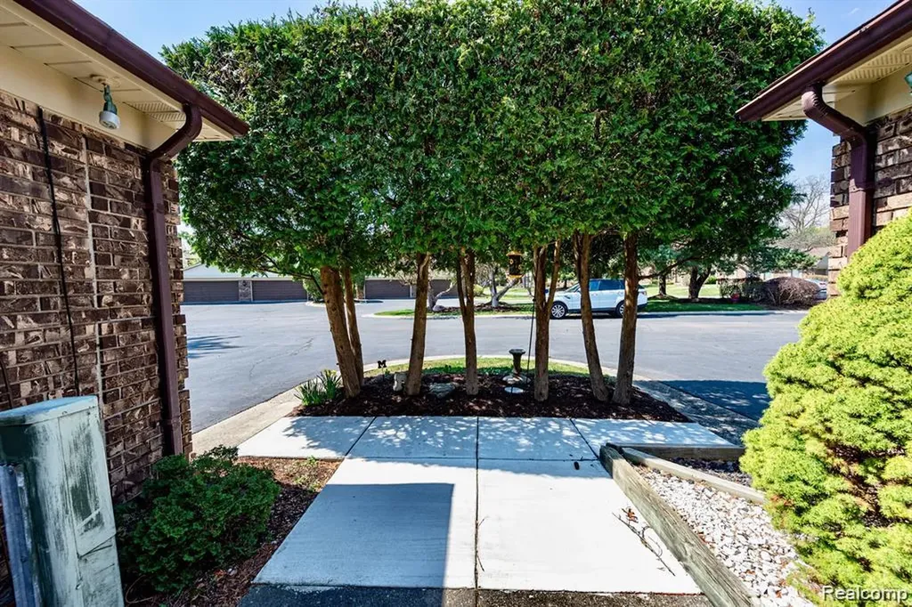 4426 Knightsbridge Lane West Bloomfield Charter Township MI 48323
