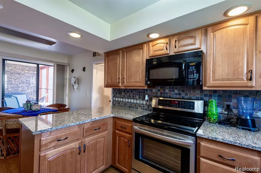 4426 Knightsbridge Lane West Bloomfield Charter Township MI 48323