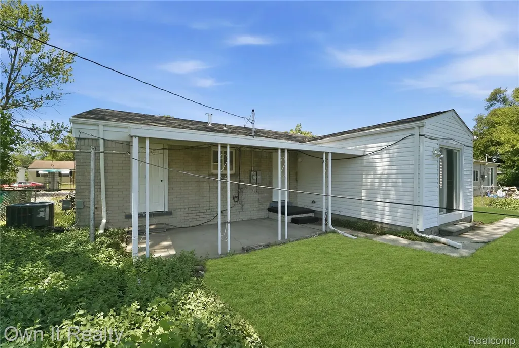 597 Eugene Street Ypsilanti City MI 48198