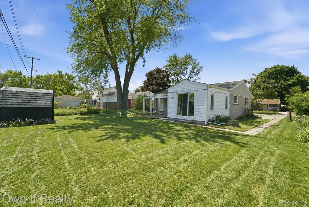 597 Eugene Street Ypsilanti City MI 48198