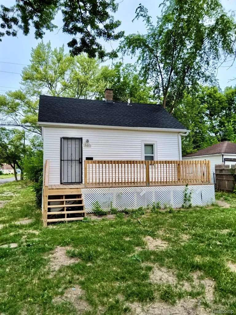 8601 Vaughan Street Detroit City MI 48228
