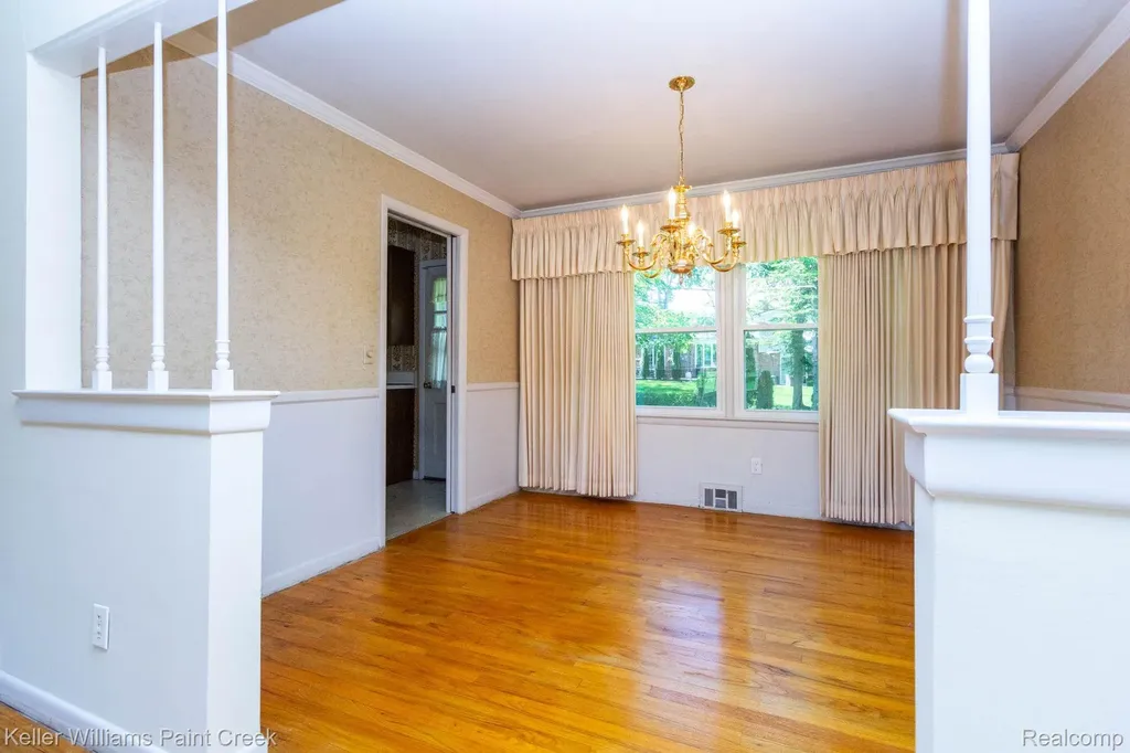 2505 Townhill Troy City MI 48084
