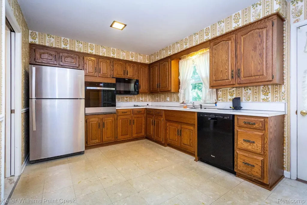 2505 Townhill Troy City MI 48084