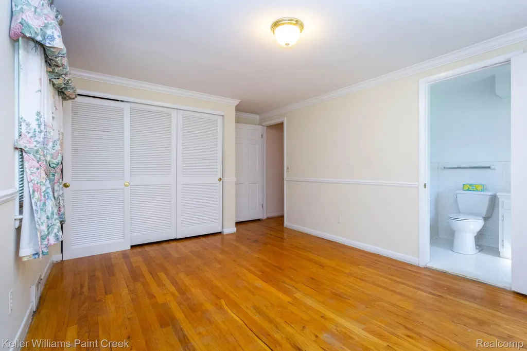 2505 Townhill Troy City MI 48084