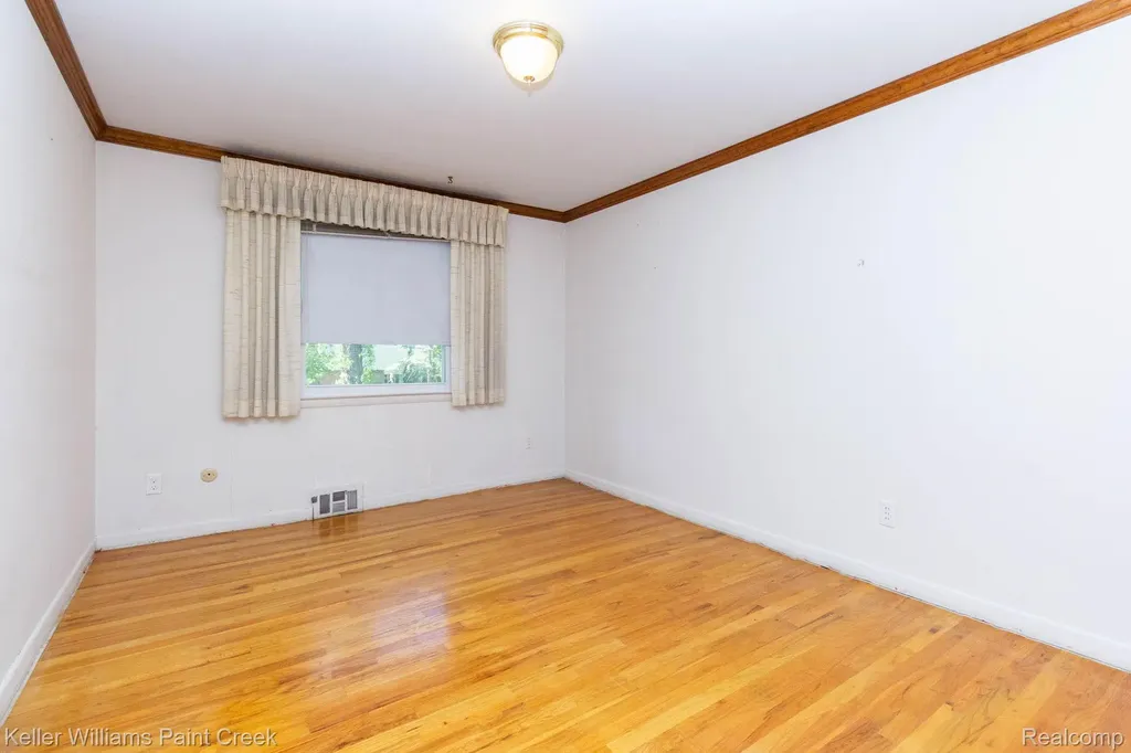 2505 Townhill Troy City MI 48084