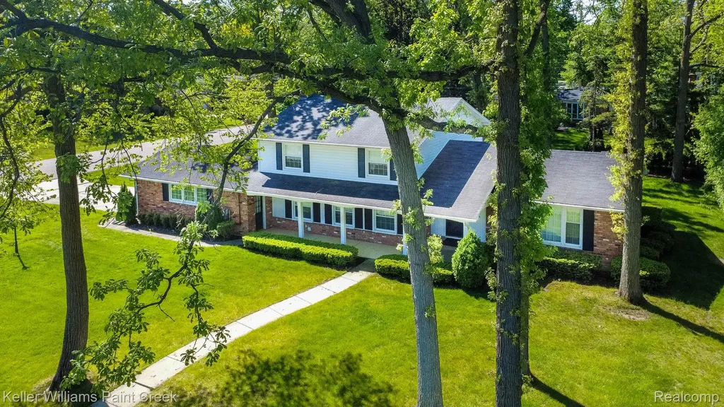2505 Townhill Troy City MI 48084