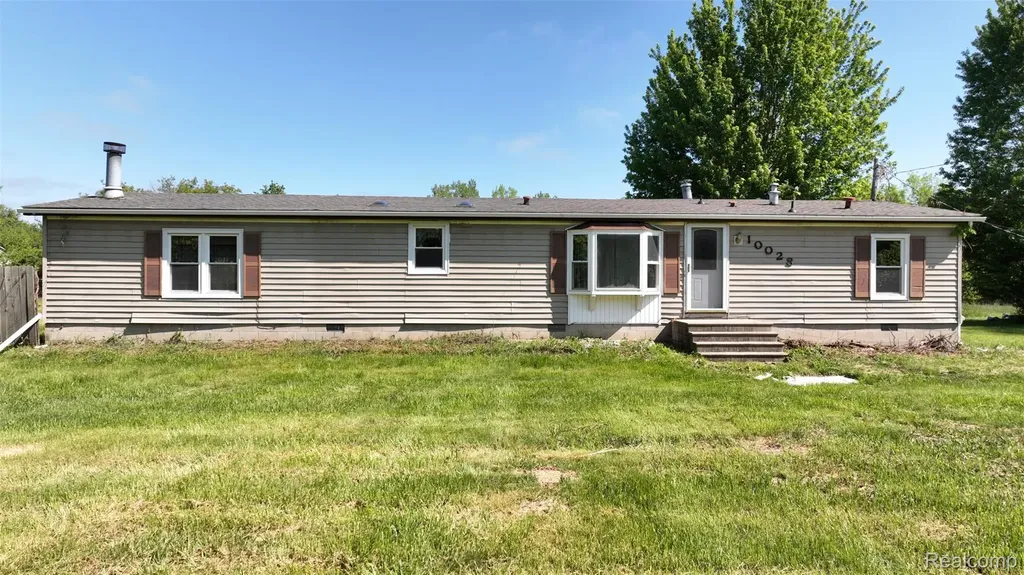 10028 Mcafee Road Montrose Charter Township MI 48457