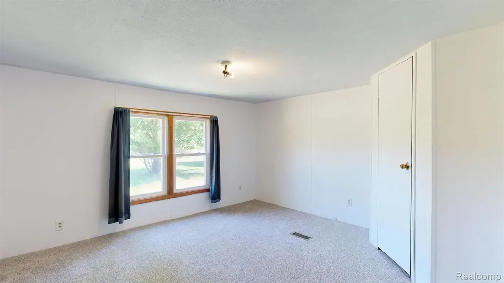 10028 Mcafee Road Montrose Charter Township MI 48457