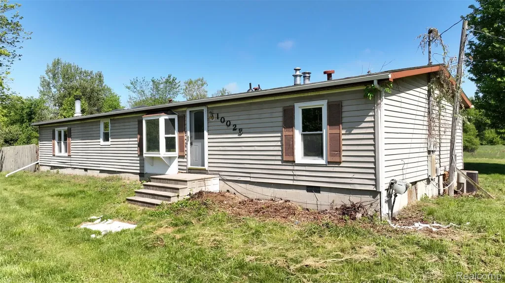 10028 Mcafee Road Montrose Charter Township MI 48457