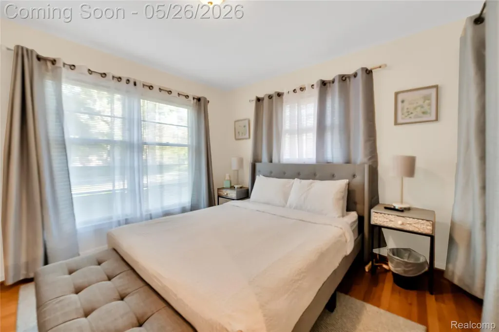 580 Alter Road Detroit City MI 48215