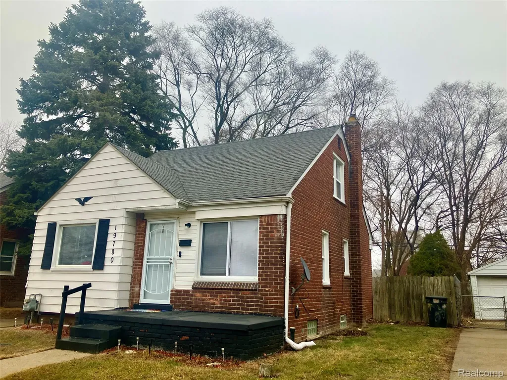 19780 Barlow Street Detroit City MI 48205