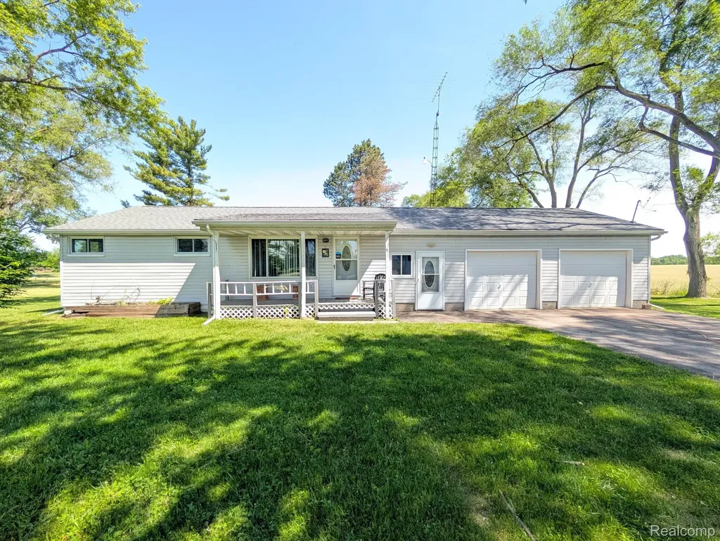 8059 E Mount Morris Road Richfield Township MI 48463