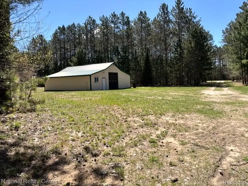 3727 Boardwalk Way NE Rapid River Township MI 49659