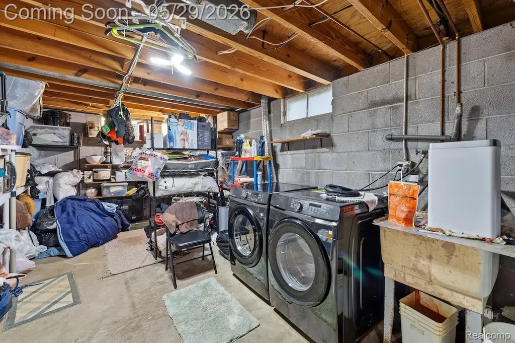 588 Illinois Street Oceola Township MI 48843