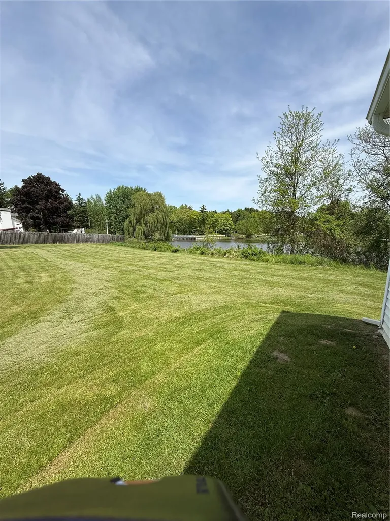 779 Winn Lake Road Lapeer Township MI 48446