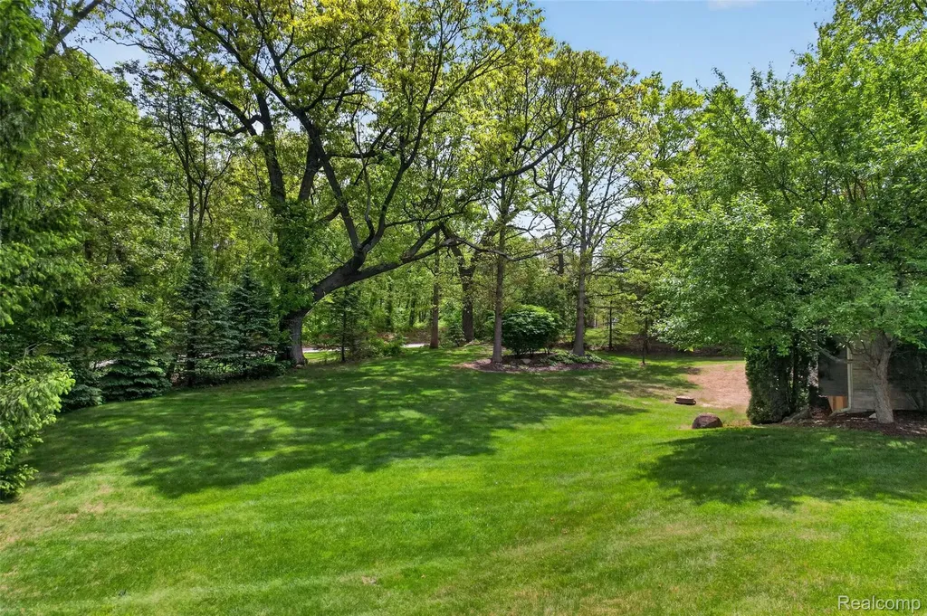 9194 Orion Drive Brighton Township MI 48114