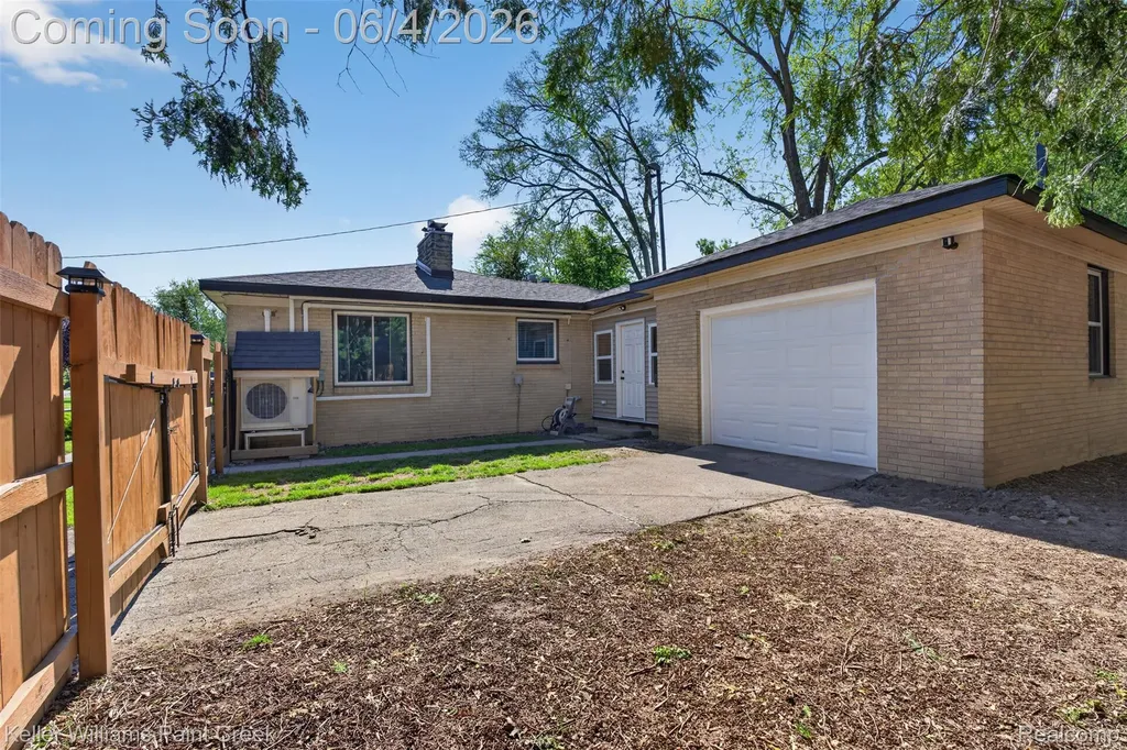 2942 Tatham Road Bridgeport Charter Township MI 48601