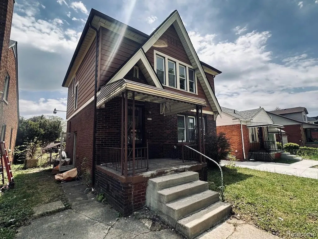 3331 S Liddesdale Street Detroit City MI 48217