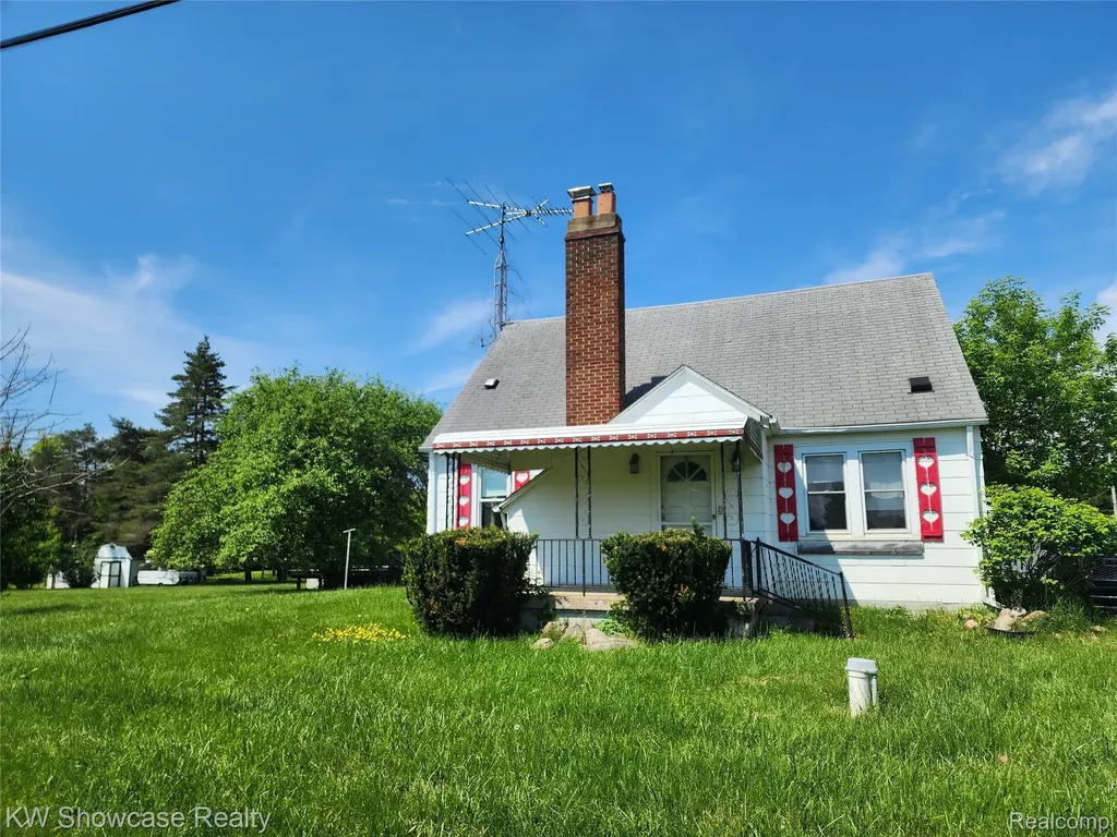 4356 S Vassar Road Burton City MI 48519