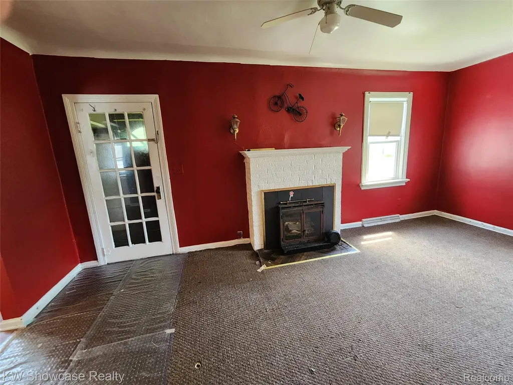 4356 S Vassar Road Burton City MI 48519