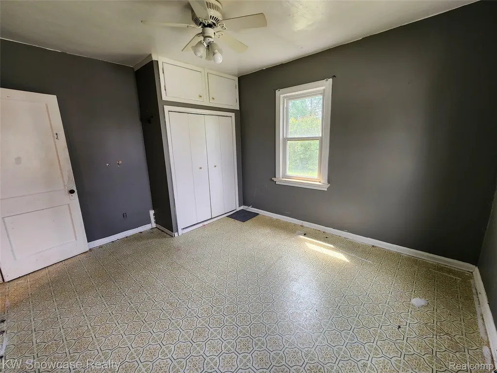 4356 S Vassar Road Burton City MI 48519