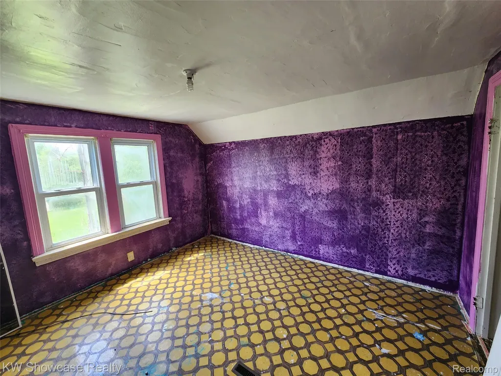 4356 S Vassar Road Burton City MI 48519