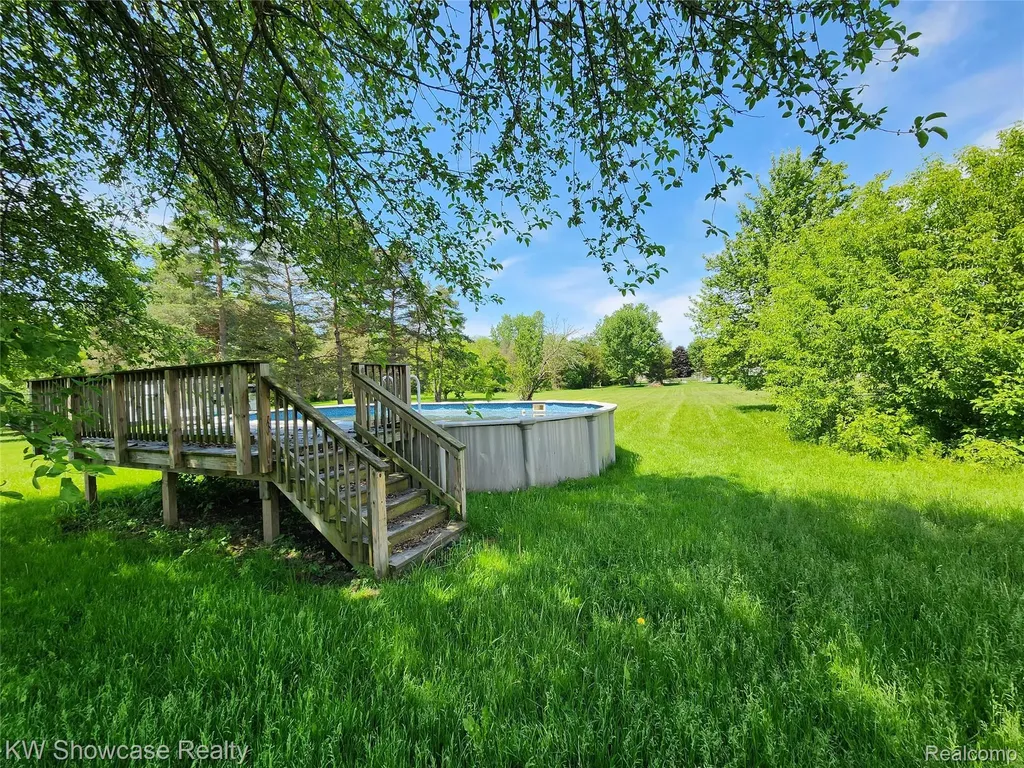 4356 S Vassar Road Burton City MI 48519