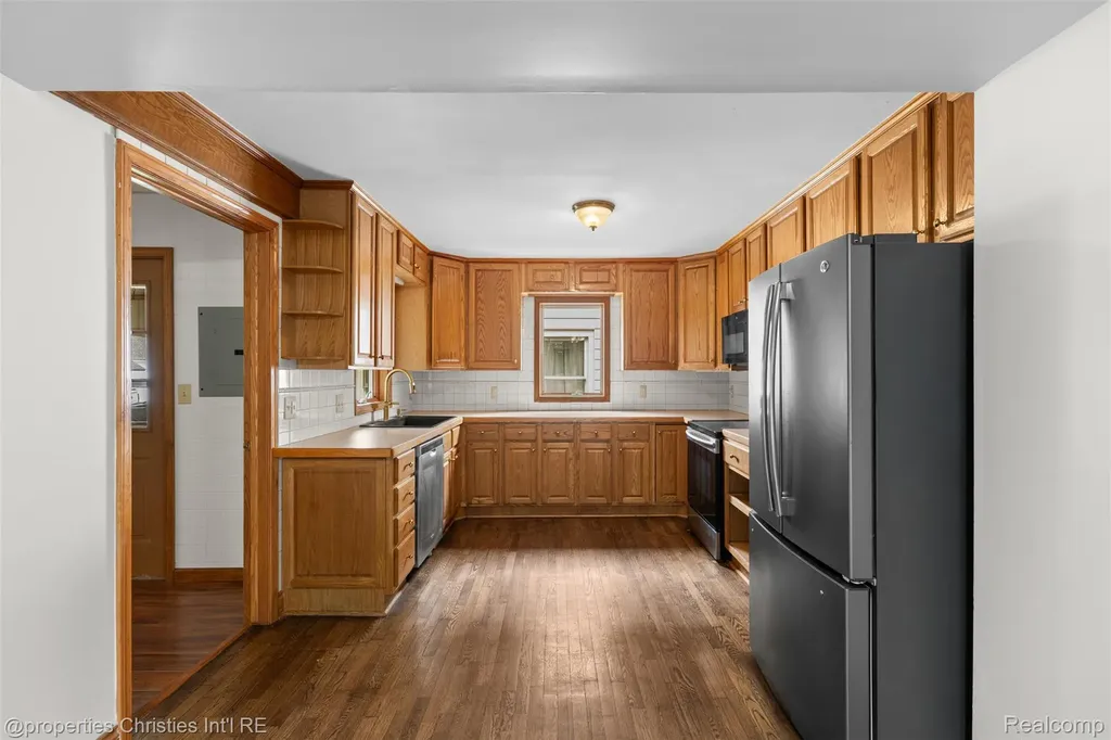 158 S Rawles Street Romeo Village MI 48065