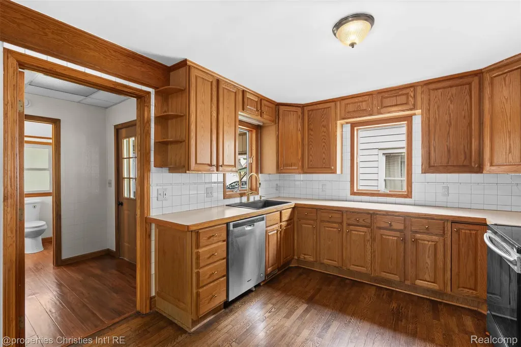 158 S Rawles Street Romeo Village MI 48065