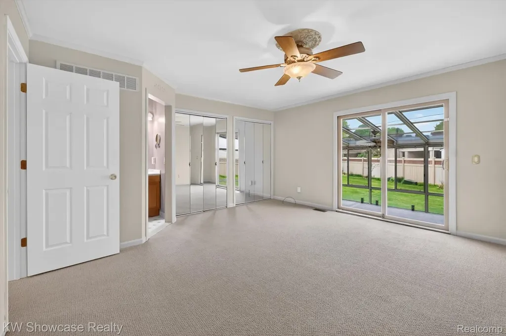 39995 Brylor Court Clinton Charter Township MI 48038