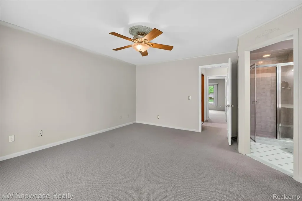 39995 Brylor Court Clinton Charter Township MI 48038