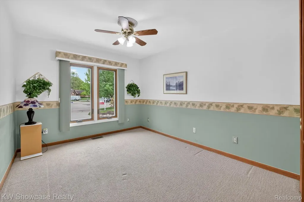 39995 Brylor Court Clinton Charter Township MI 48038