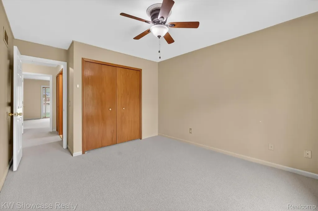 39995 Brylor Court Clinton Charter Township MI 48038