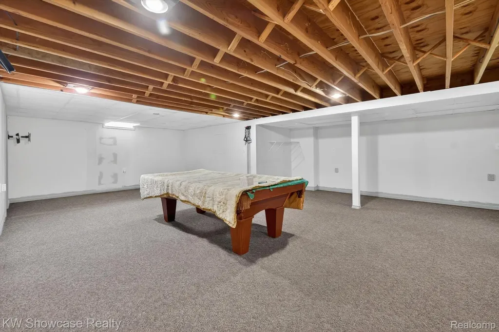 39995 Brylor Court Clinton Charter Township MI 48038