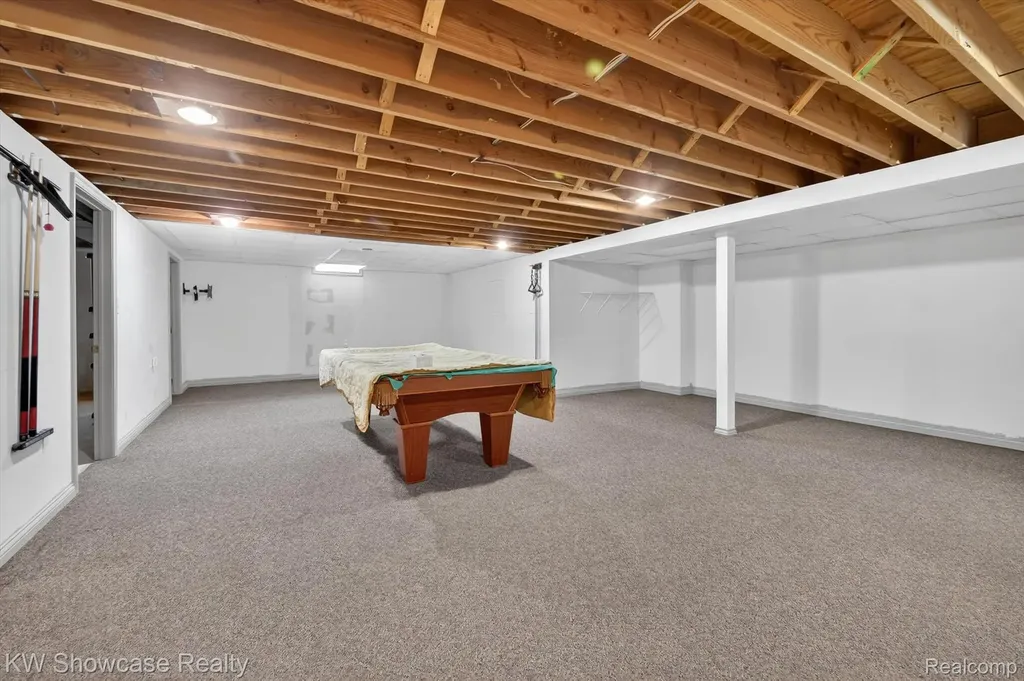 39995 Brylor Court Clinton Charter Township MI 48038