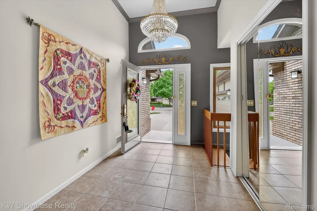 39995 Brylor Court Clinton Charter Township MI 48038