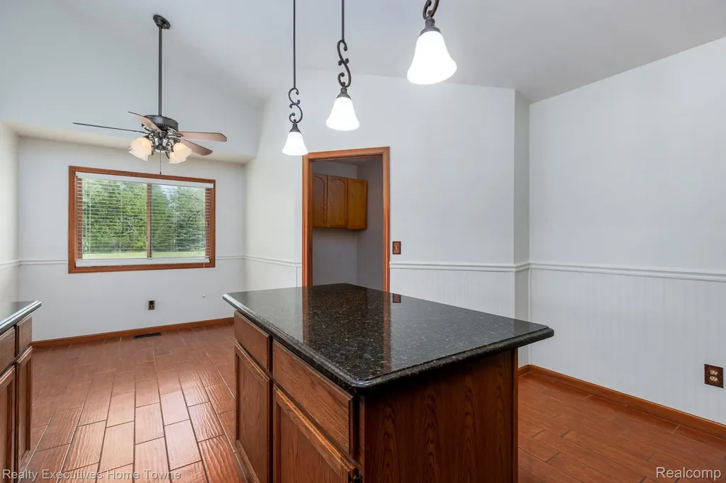 1041 Mackie Road Almont Township MI 48003