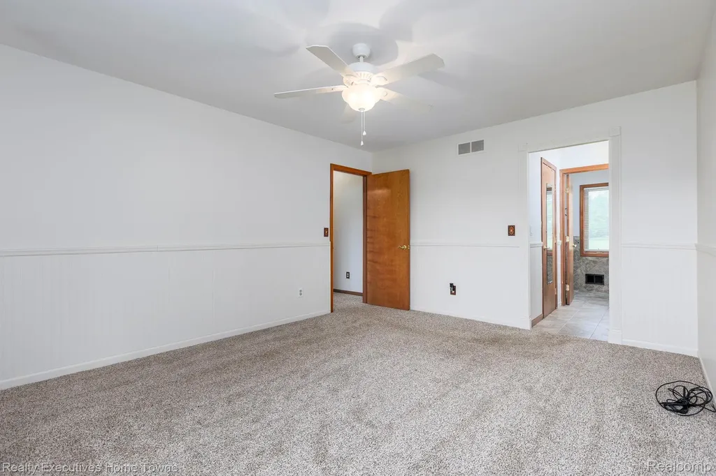 1041 Mackie Road Almont Township MI 48003