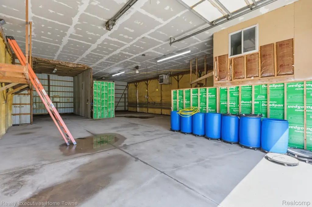 1041 Mackie Road Almont Township MI 48003