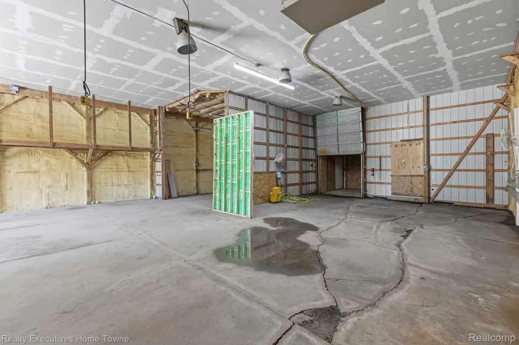 1041 Mackie Road Almont Township MI 48003