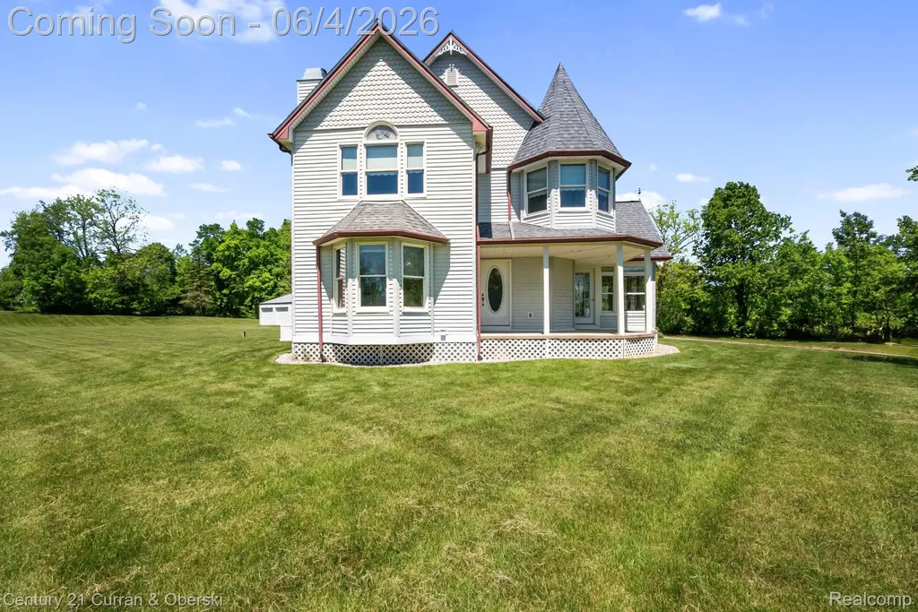 53375 Martha Lane Lyon Charter Township MI 48167