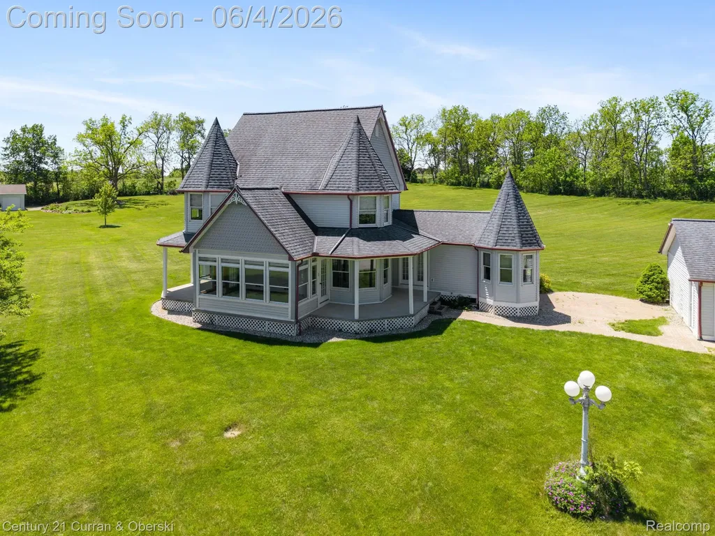 53375 Martha Lane Lyon Charter Township MI 48167