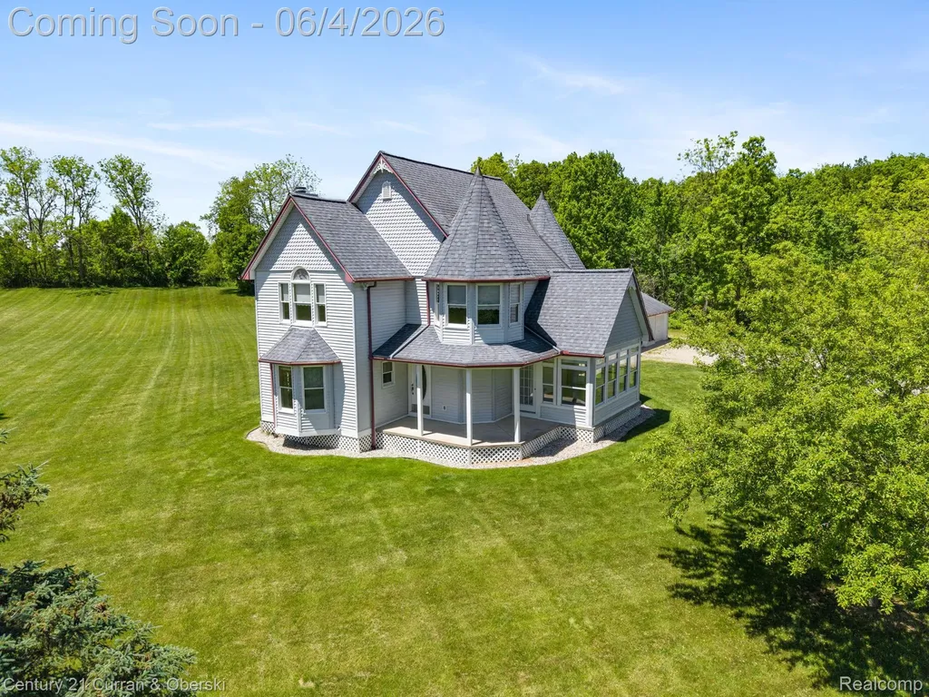 53375 Martha Lane Lyon Charter Township MI 48167