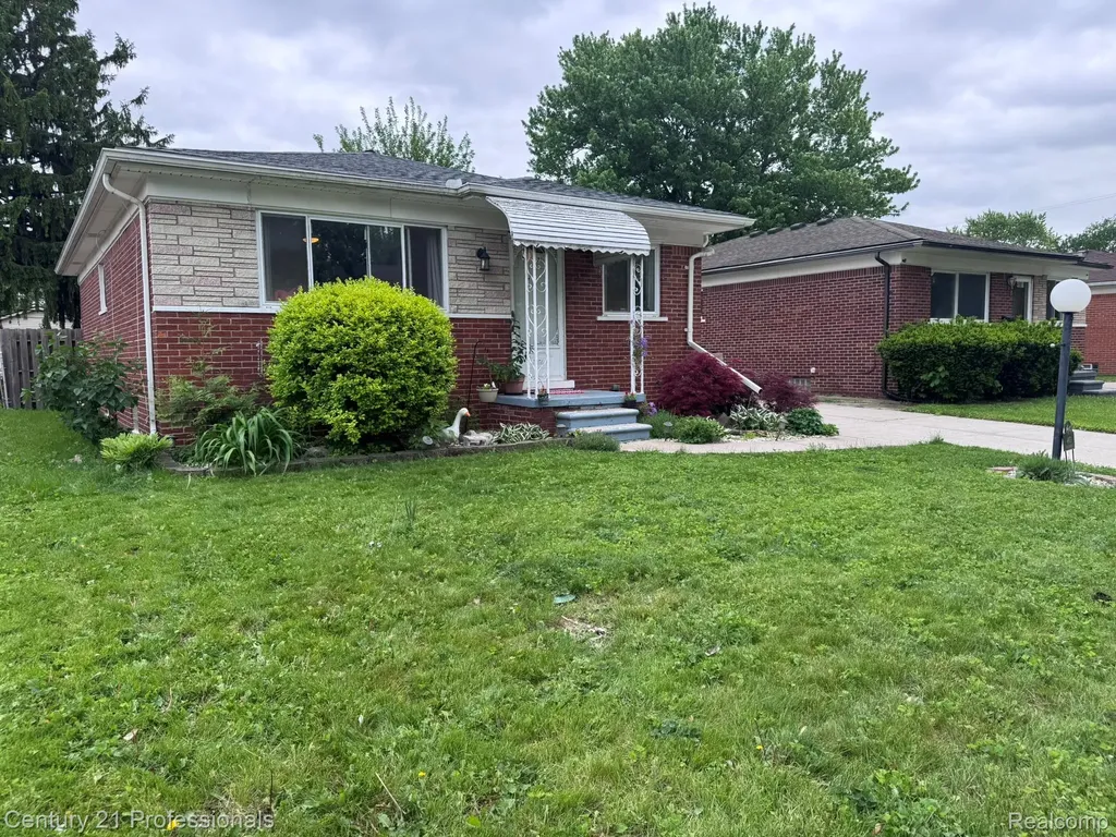 4973 Williams Street Dearborn Heights City MI 48125