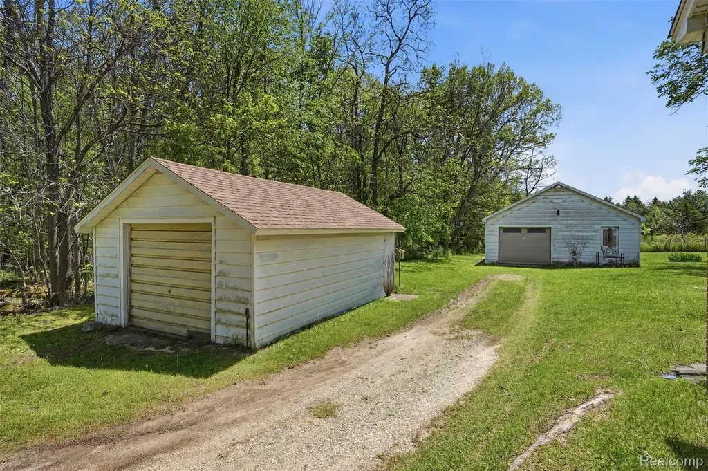 3405 W Coon Lake Road Marion Township MI 48843
