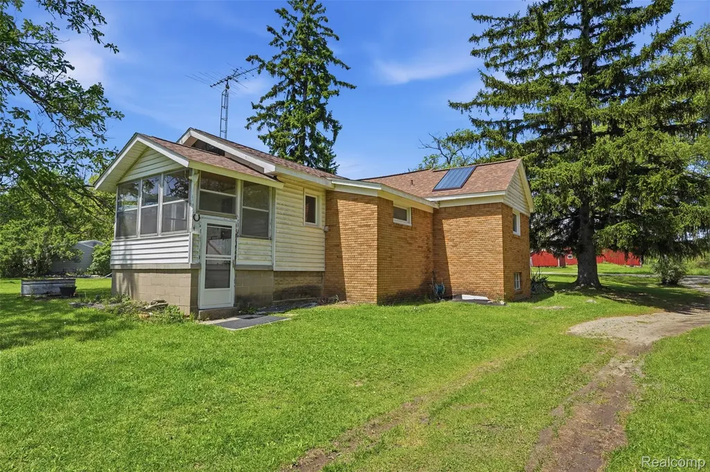 3405 W Coon Lake Road Marion Township MI 48843