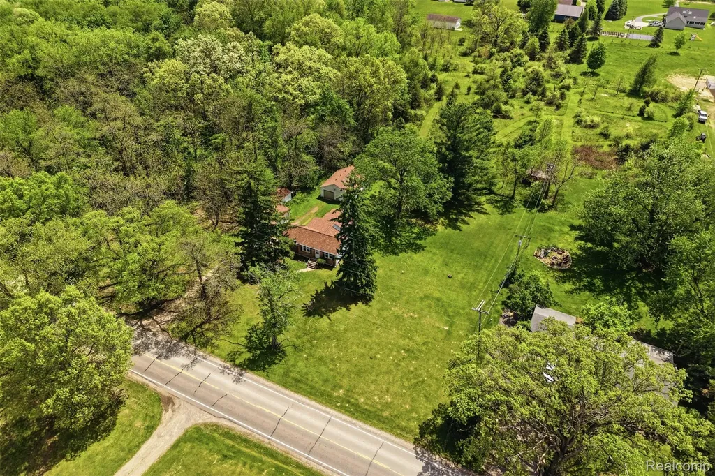 3405 W Coon Lake Road Marion Township MI 48843
