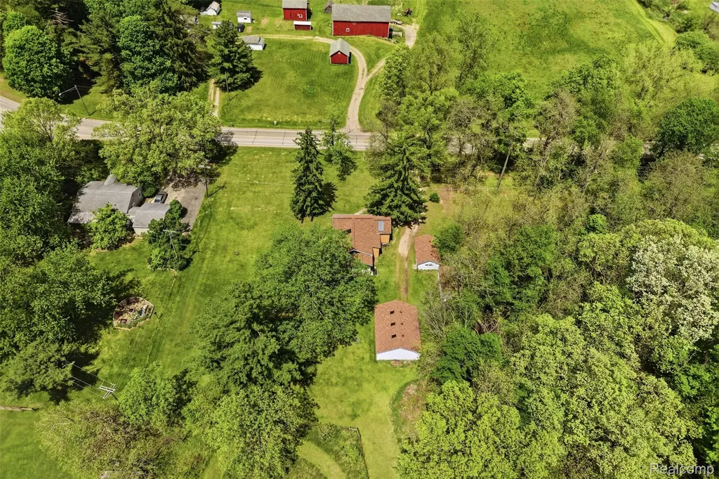 3405 W Coon Lake Road Marion Township MI 48843