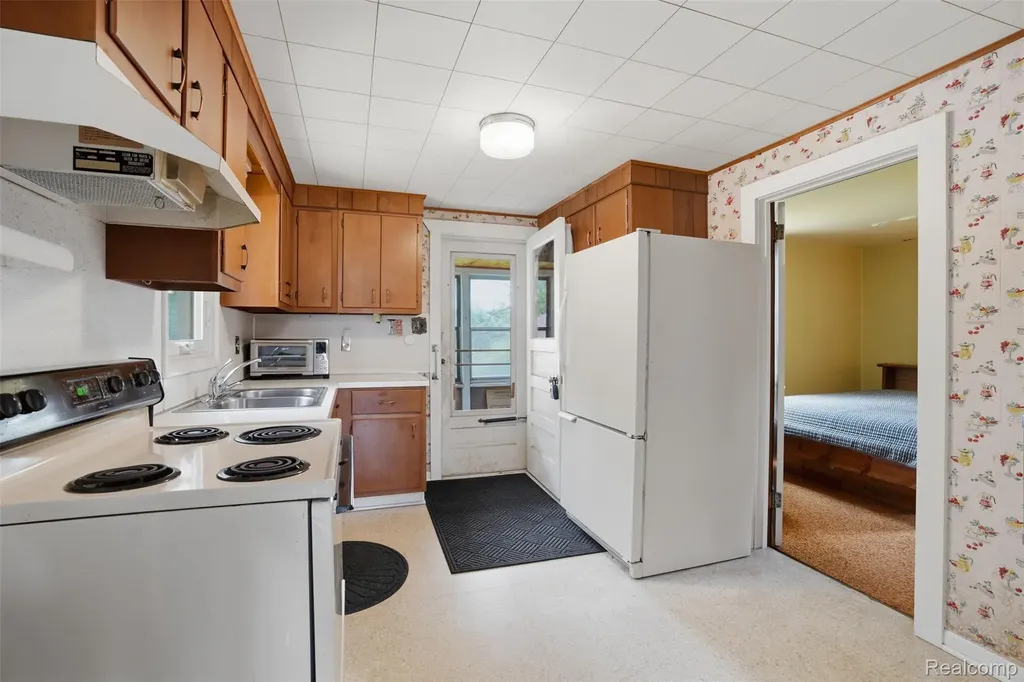 3405 W Coon Lake Road Marion Township MI 48843
